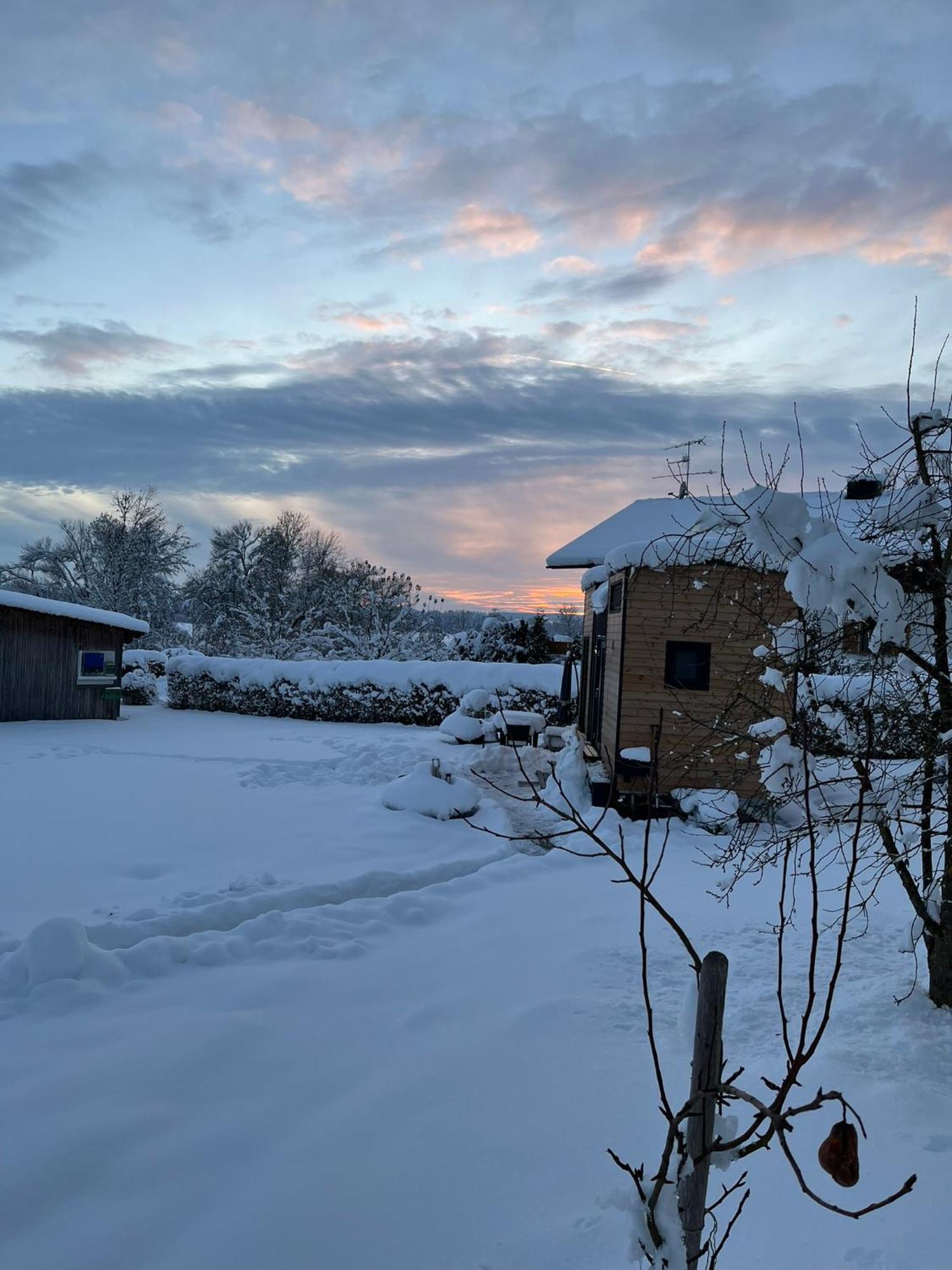 Tinyhouse -Reset Im Vilstal -Zurueck Zum Ursprung Aldersbach Exterior foto